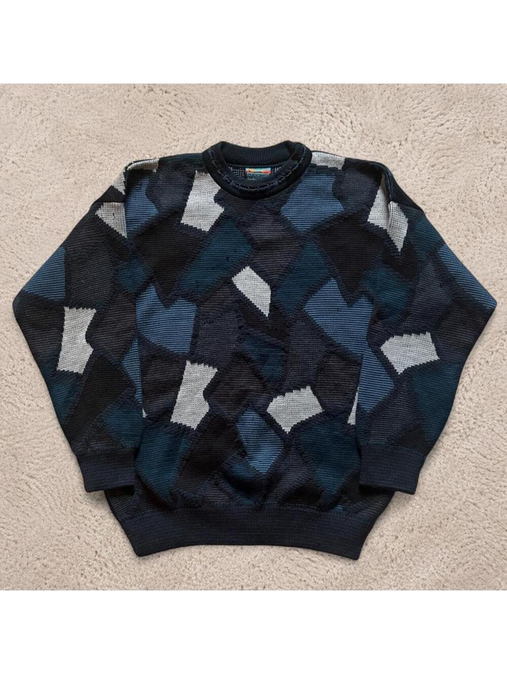 made in Australia 90s blue & black argyle sweater